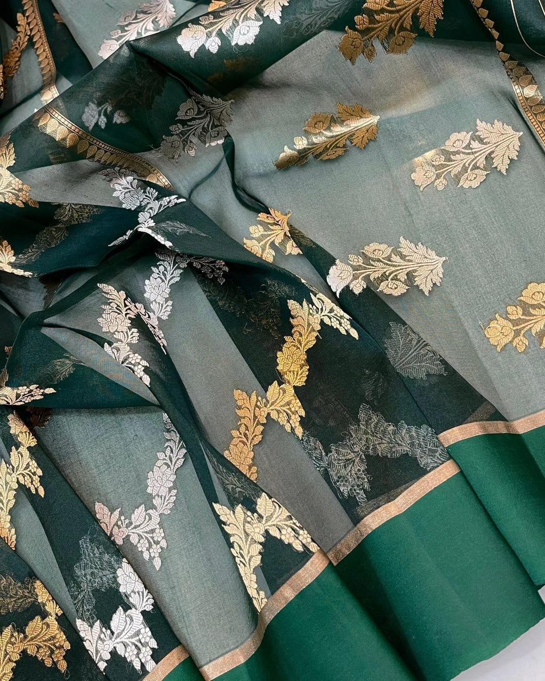Dark Green Banarasi Handloom Kora Organza Silk Saree